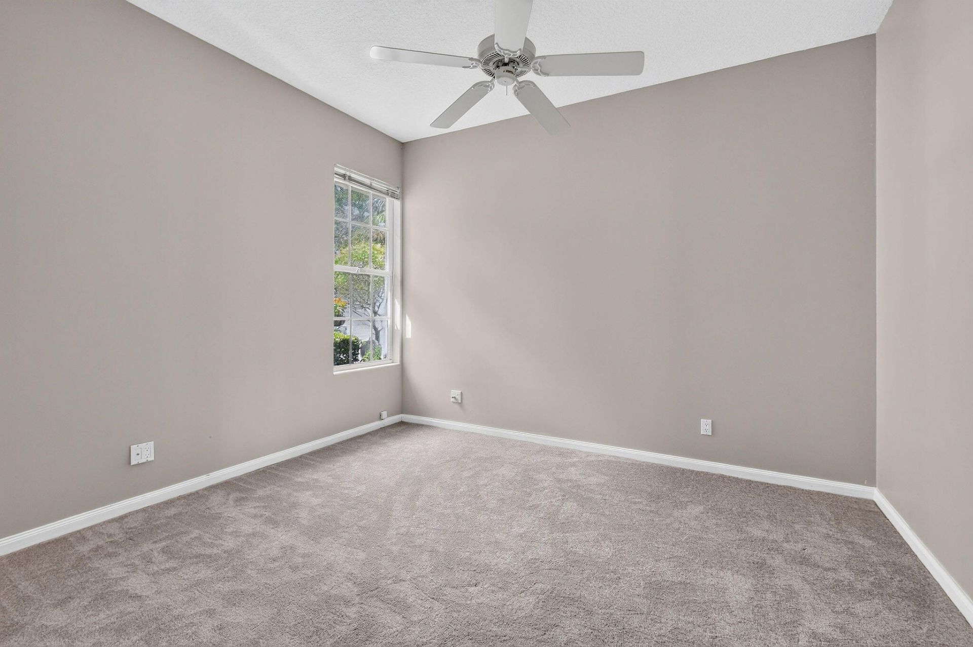 1081 Bedford Avenue, Palm Beach Gardens, FL 33403 Photo