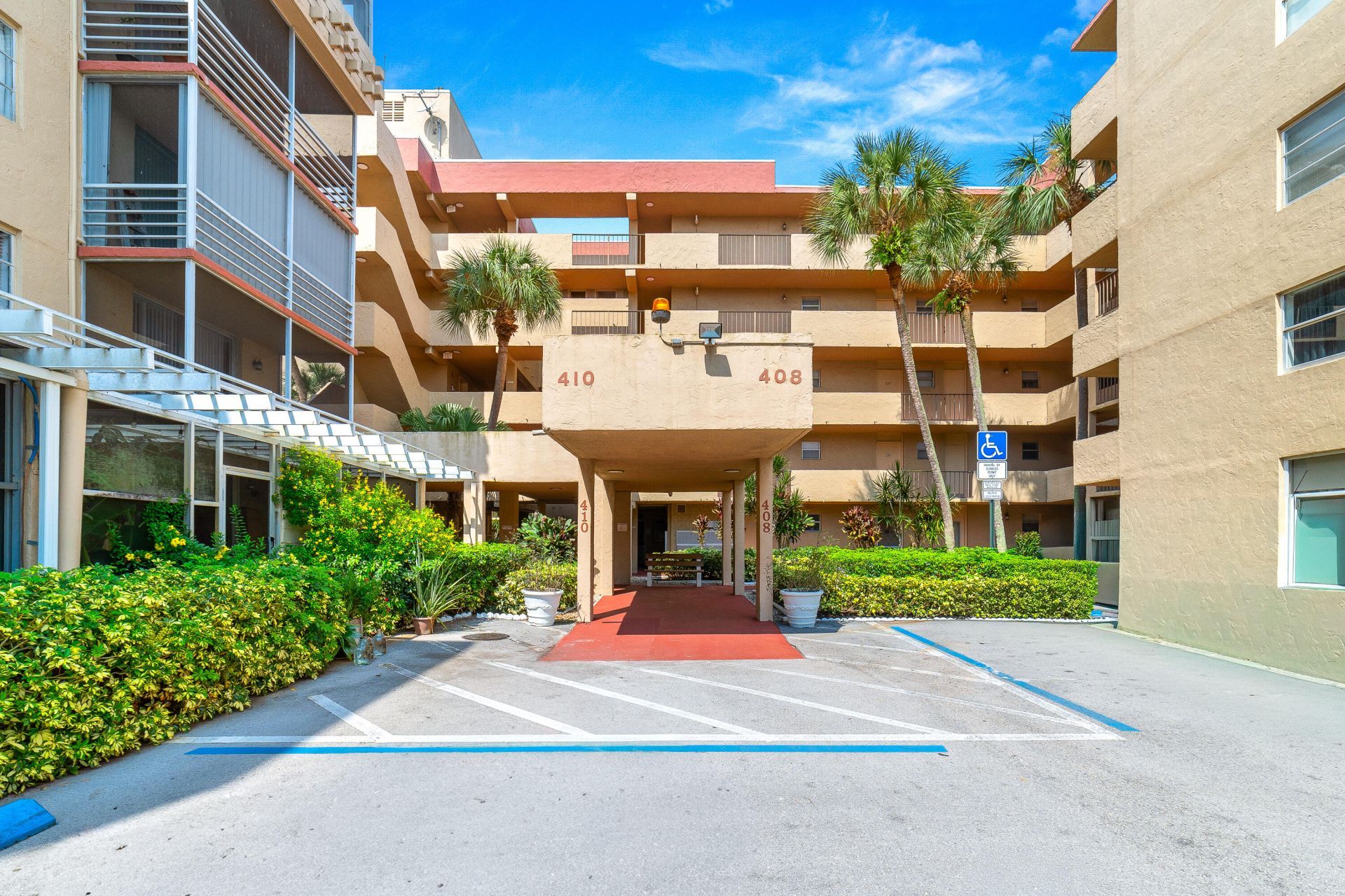 408 NW 68th Avenue, Unit 502, Plantation, FL 33317 Photo
