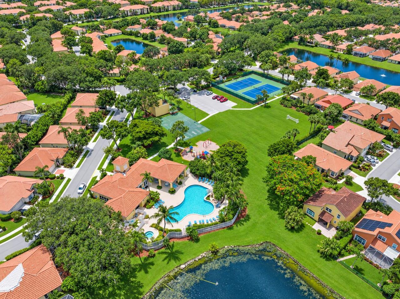 5137 Elpine Way, Riviera Beach, FL 33418 Photo