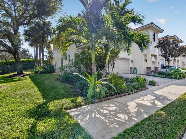 1015 Ventnor Avenue, Unit 3A, Delray Beach, FL 33444