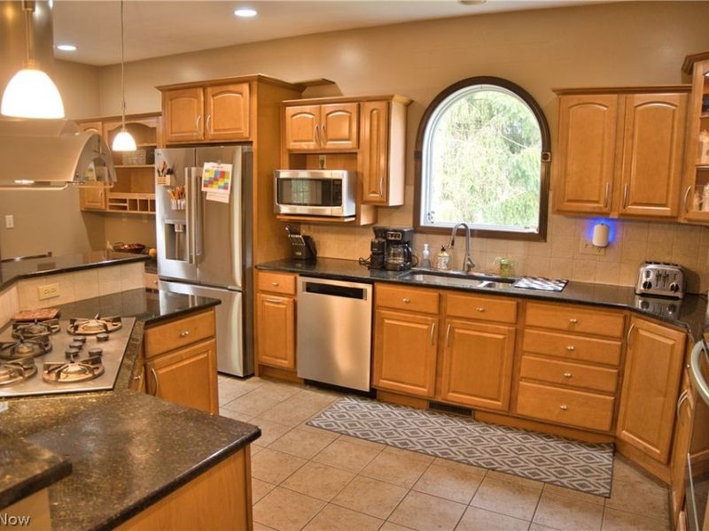1225 River Run Drive, Macedonia, OH 44056 Photo 4