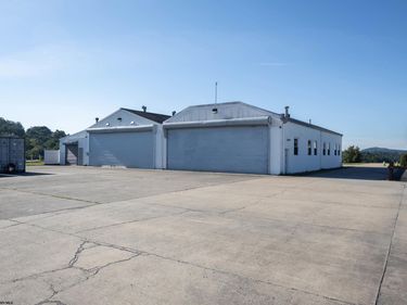 394 Heliport Loop, Bridgeport, WV 26330