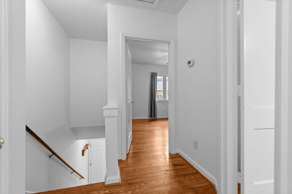 21 Hester Street Photo 15