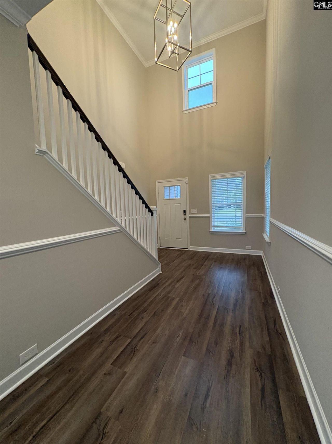 121 Brockway Drive  Photo 5