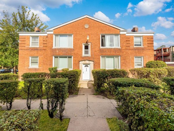 8939 S Blackstone Avenue , Chicago, IL 60619