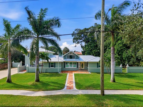 6930 BOUGAINVILLA AVENUE S, ST PETERSBURG, FL 33707