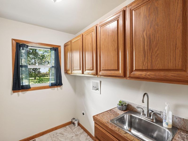 7782 Maxtown Road, Westerville, OH 43082 Photo 17