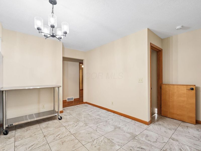 7782 Maxtown Road, Westerville, OH 43082 Photo 25