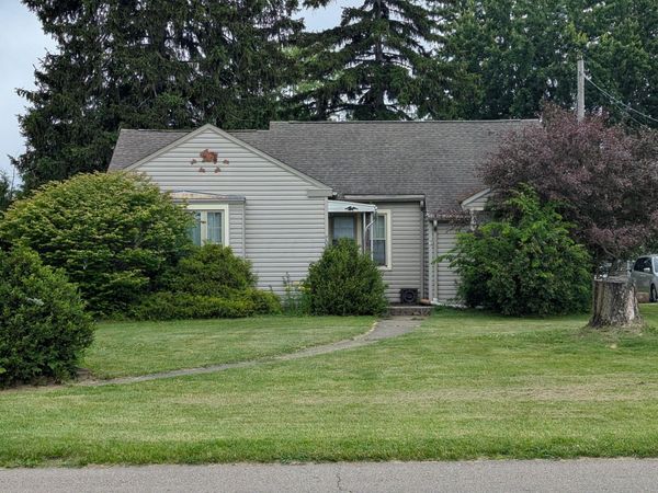 708 Fairview Avenue , Galion, OH 44833