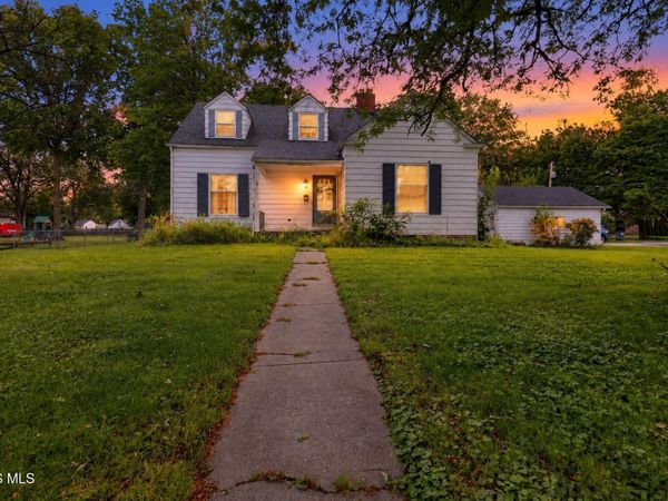 931 Eton Road , Toledo, OH 43615