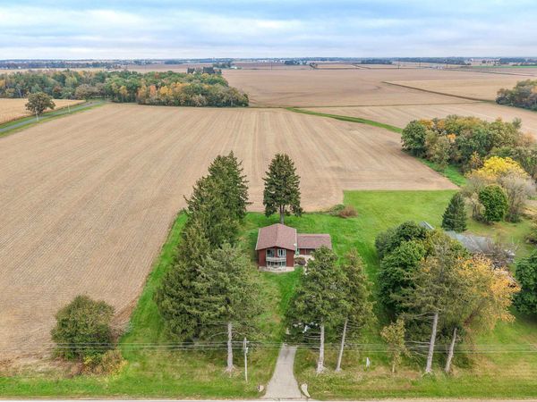 8647 E State Road 67, Clinton, WI 53525