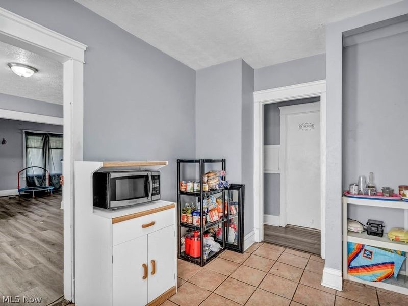 3515 W 100th Street, Cleveland, OH 44111 Photo 25