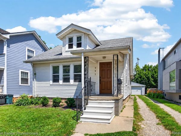 991 HUMPHREY Avenue , Birmingham, Mi 48009