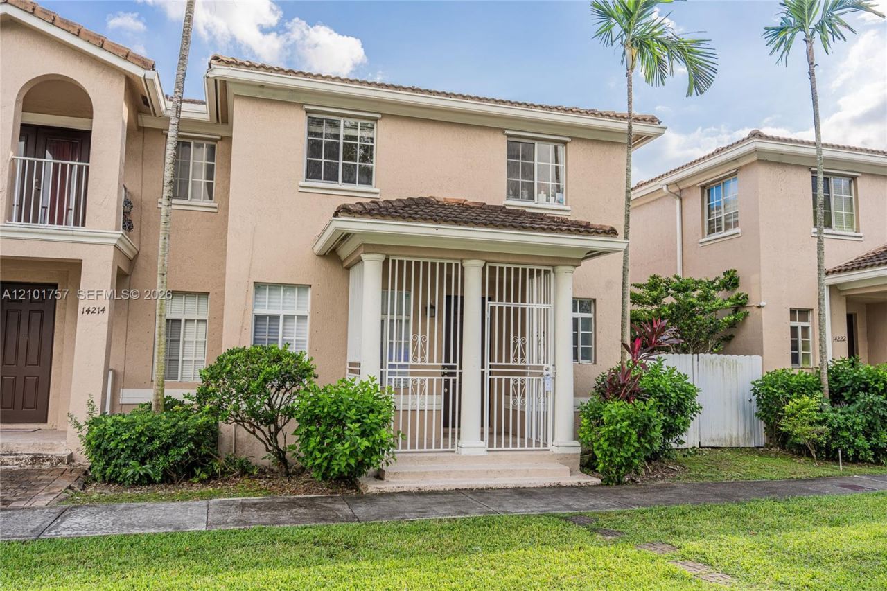 14218 SW 272nd St , Homestead, FL 33032 Photo