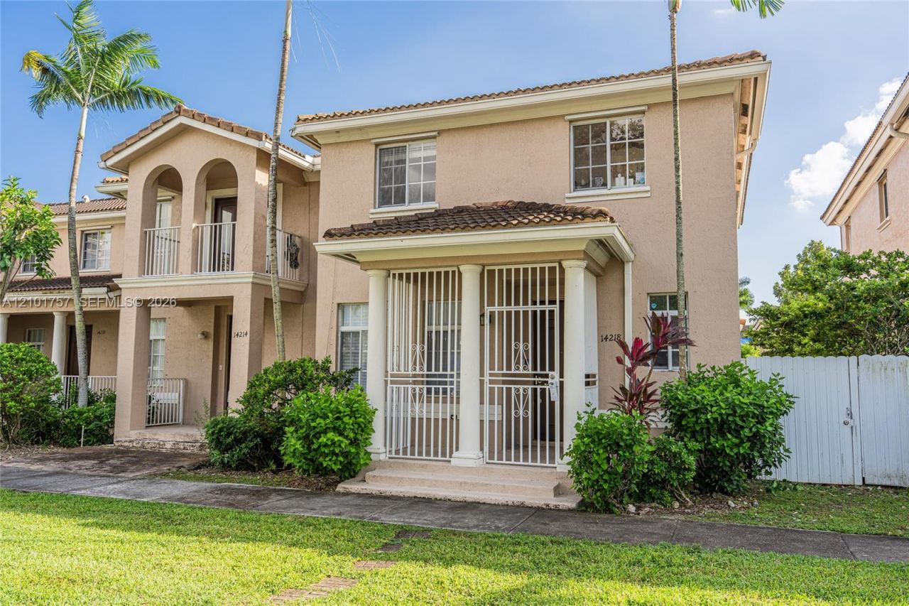 14218 SW 272nd St , Homestead, FL 33032 Photo