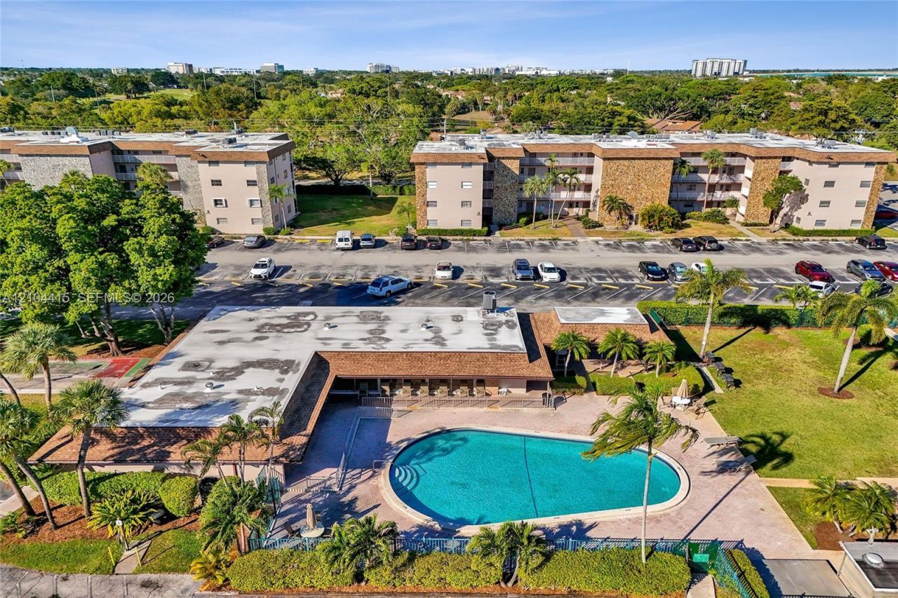 2441 SW 82nd Ave , Unit 205, Davie, FL 33324 Photo