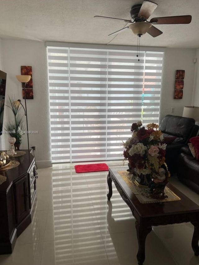 4211 W 10th Ln , Hialeah, FL 33012 Photo