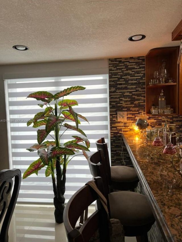 4211 W 10th Ln , Hialeah, FL 33012 Photo