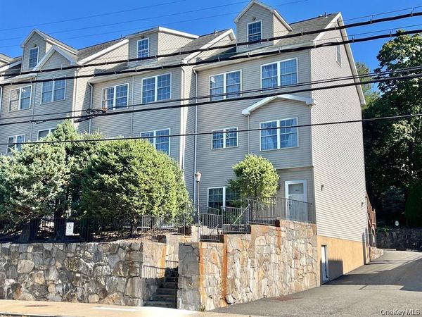 319 W Post Road , Unit A, White Plains, NY 10606