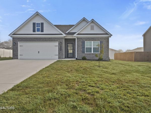 735 Saulsbury Lane, Clinton, TN 37716
