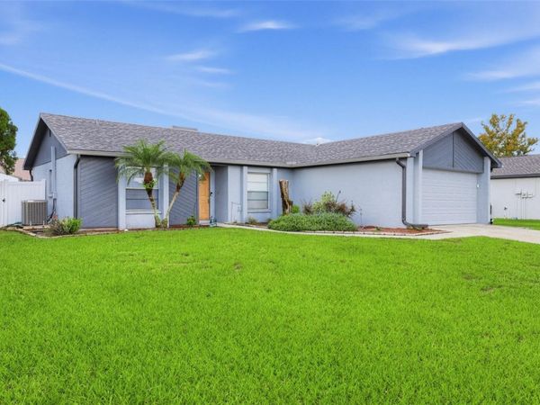 1805 LAKEWIND DRIVE , BRANDON, FL 33510