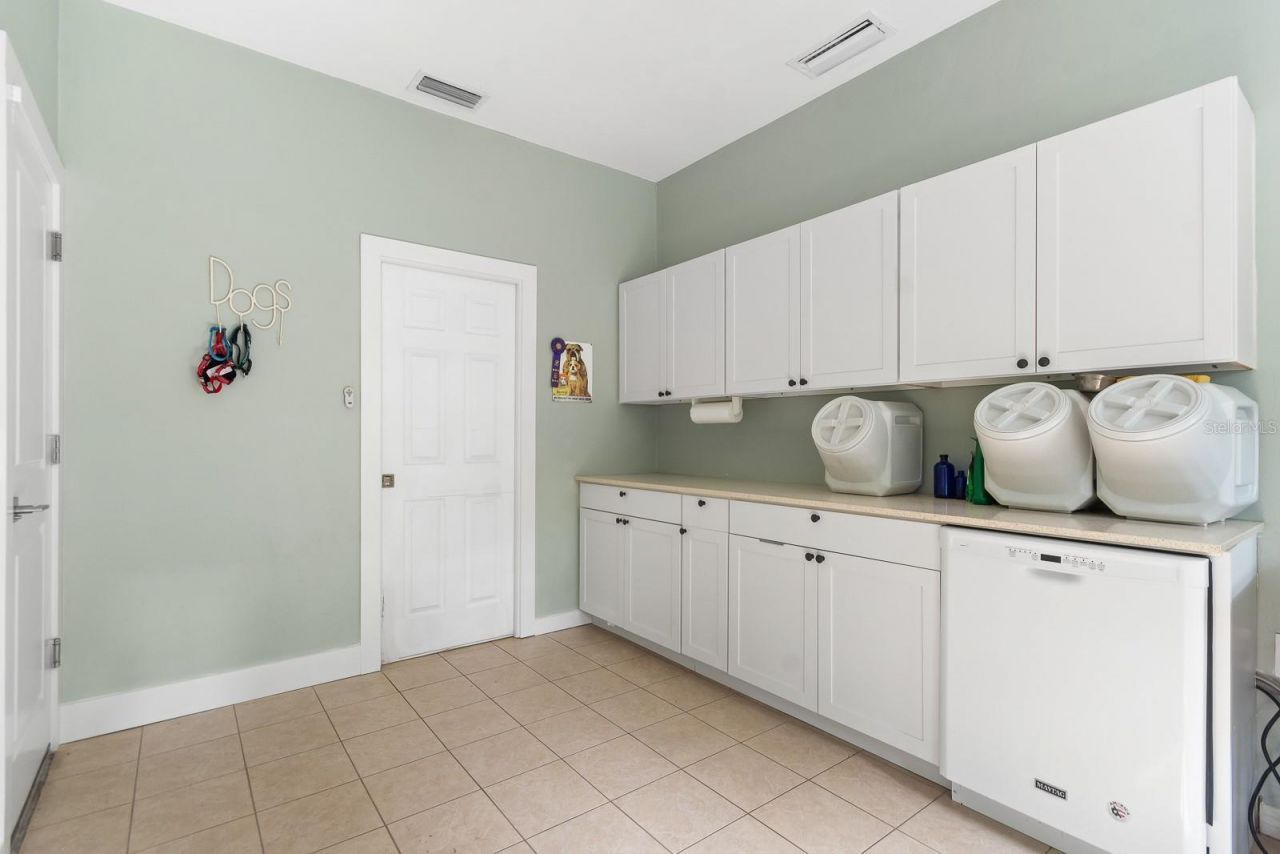 8301 SW 24th Avenue, Gainesville, FL 32607 Photo