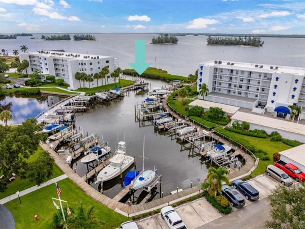 000 River Run (Dock) Drive , Sebastian, FL 32958