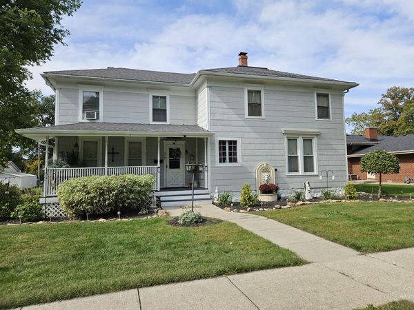 519 N Locust Street , Momence, IL 60954