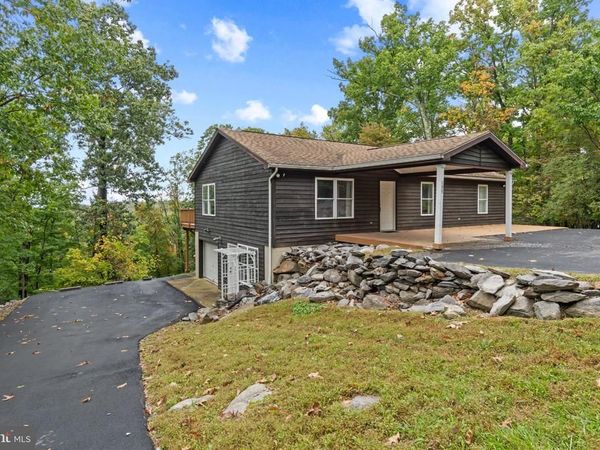 155 FAWN DRIVE , HARPERS FERRY, WV 25425