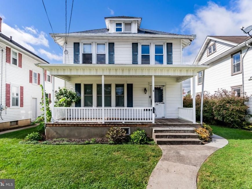 420 N College Street, Carlisle, PA 17013 Main Photo
