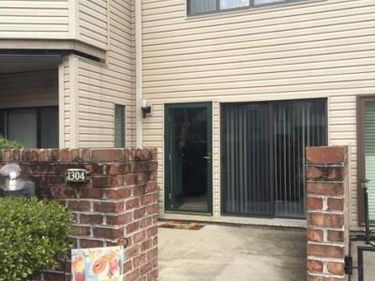1304 CHERRINGTON DRIVE, HARRISBURG, PA 17110