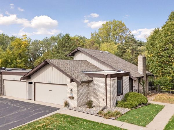 8060 Pennsylvania Road, Bloomington, MN 55438