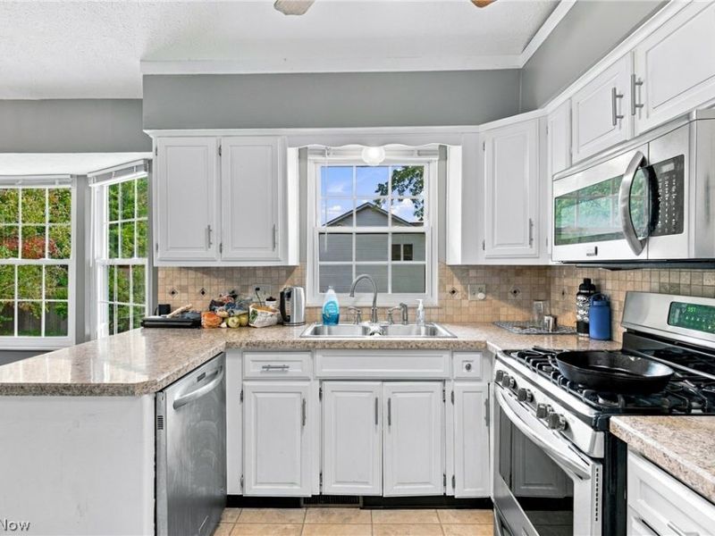 8632 Wedgewood Avenue NW, North Canton, OH 44720 Photo 15