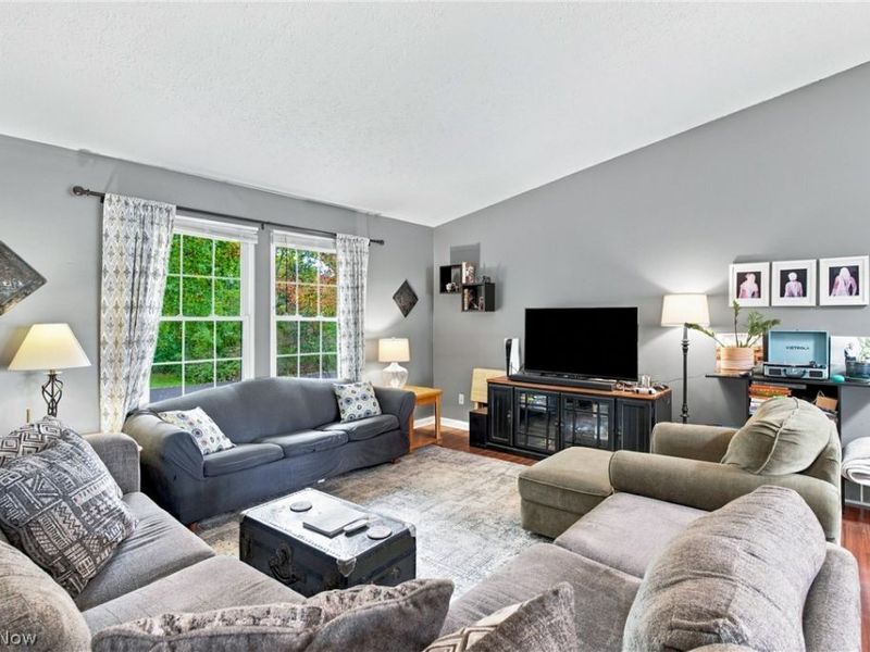 8632 Wedgewood Avenue NW, North Canton, OH 44720 Photo 7