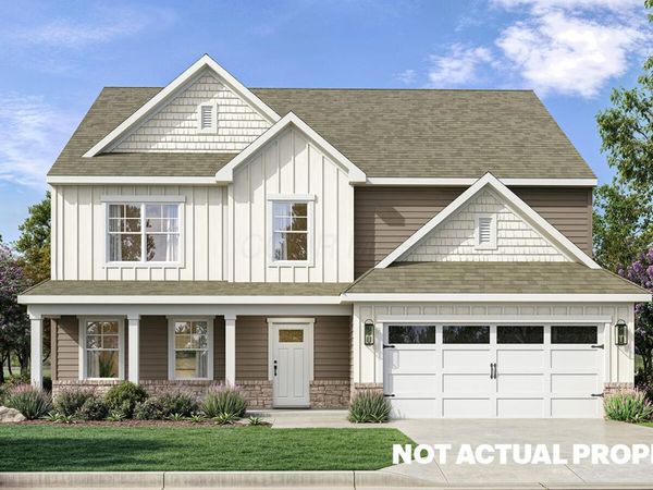 7710 Hickory Lakes Drive , Pickerington, OH 43147