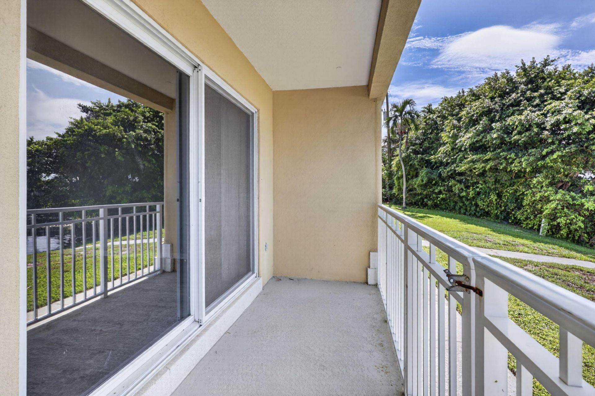 405 Southwind Drive, Unit 3, North Palm Beach, FL 33408 Photo