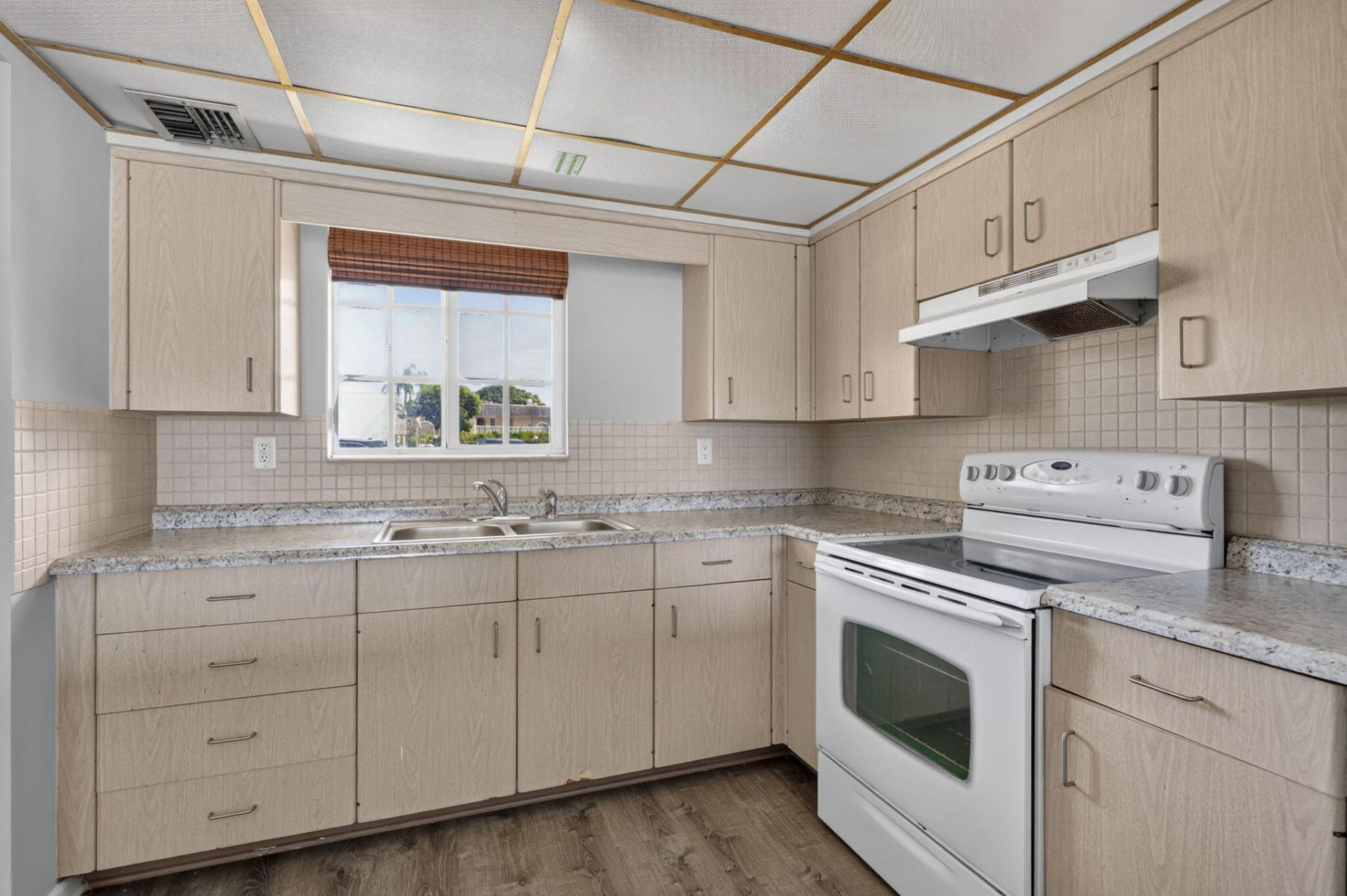 405 Southwind Drive, Unit 3, North Palm Beach, FL 33408 Photo