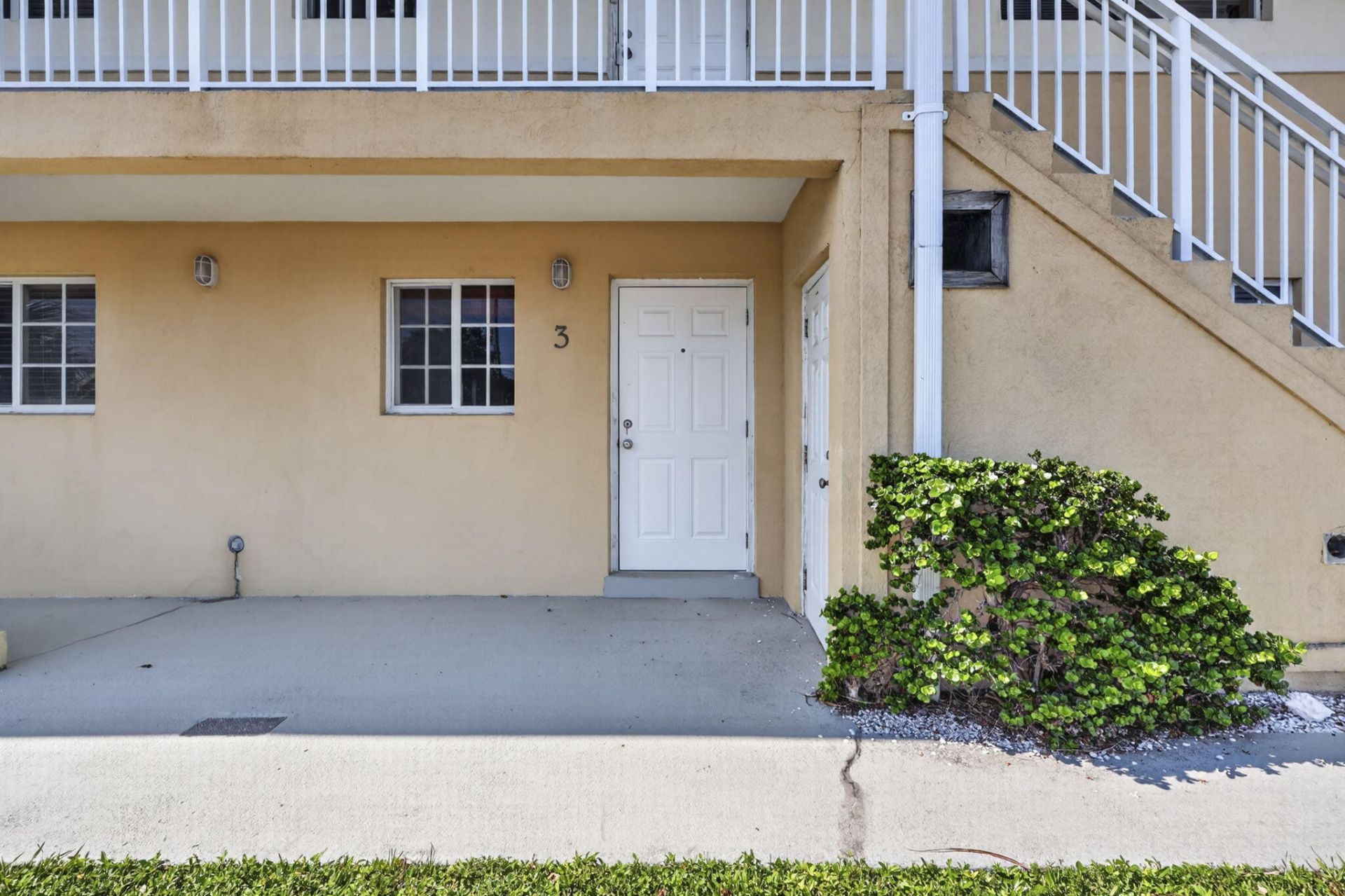 405 Southwind Drive, Unit 3, North Palm Beach, FL 33408 Photo