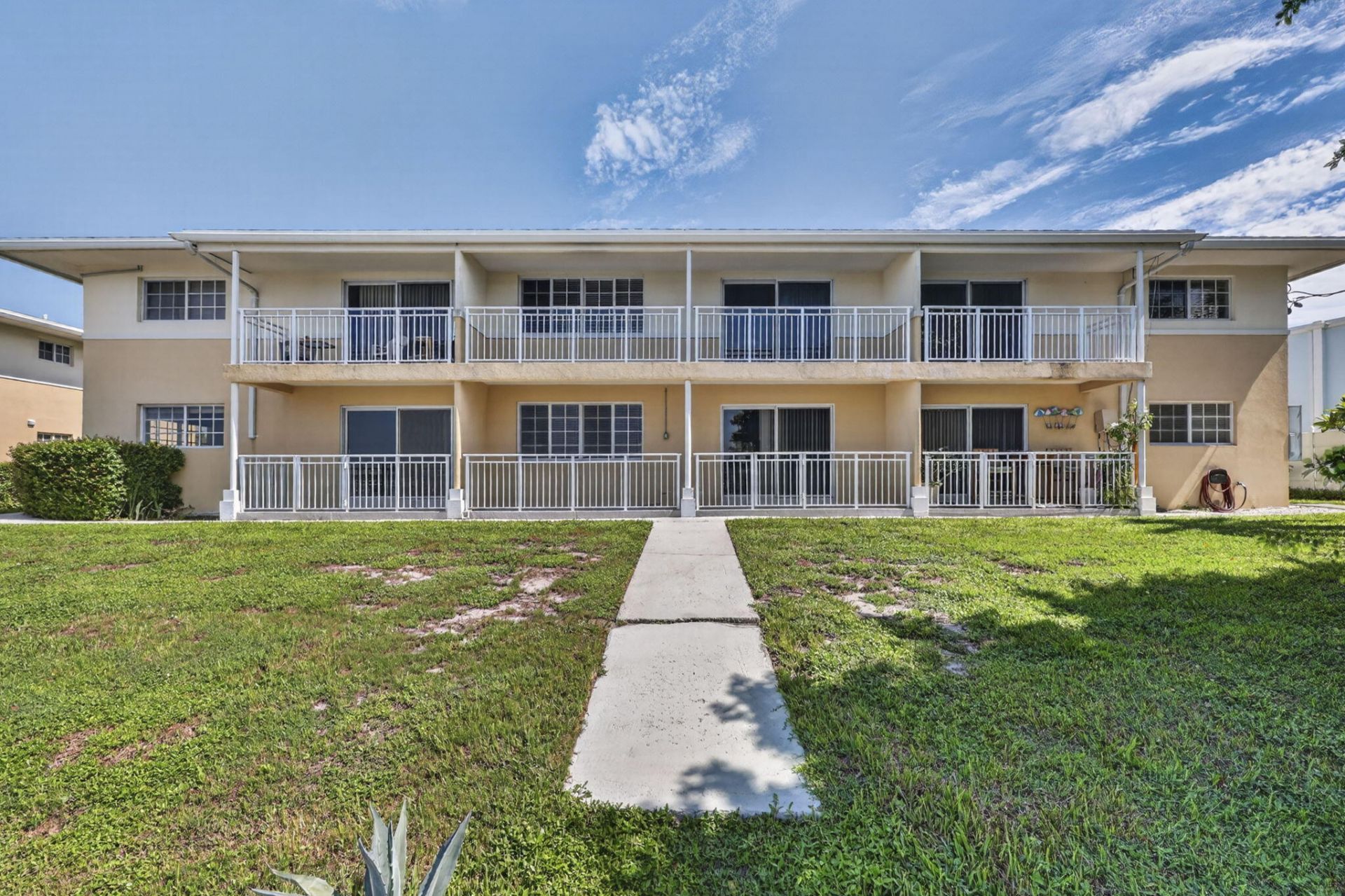 405 Southwind Drive, Unit 3, North Palm Beach, FL 33408 Photo