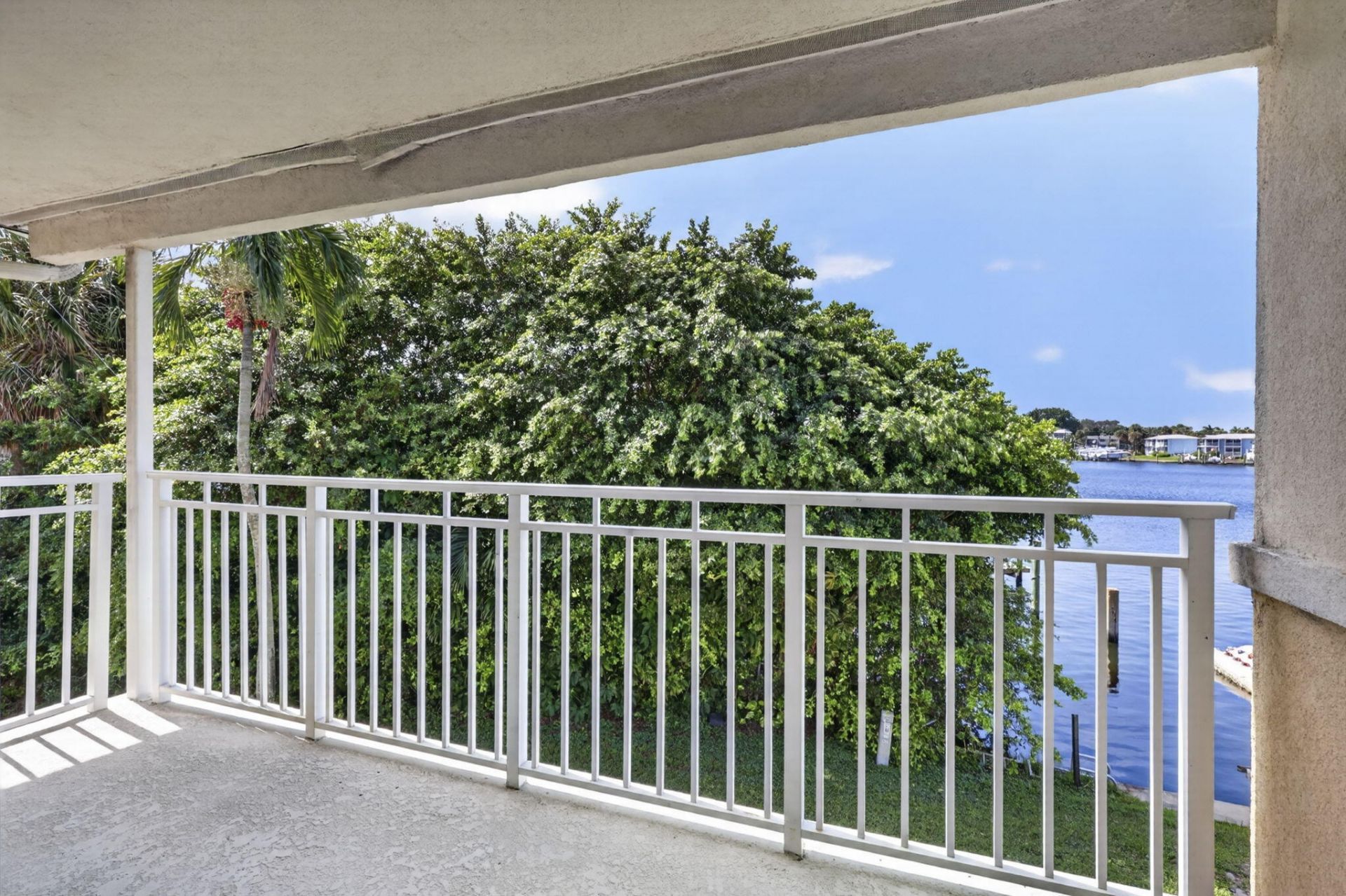 405 Southwind Drive, Unit 4, North Palm Beach, FL 33408 Photo