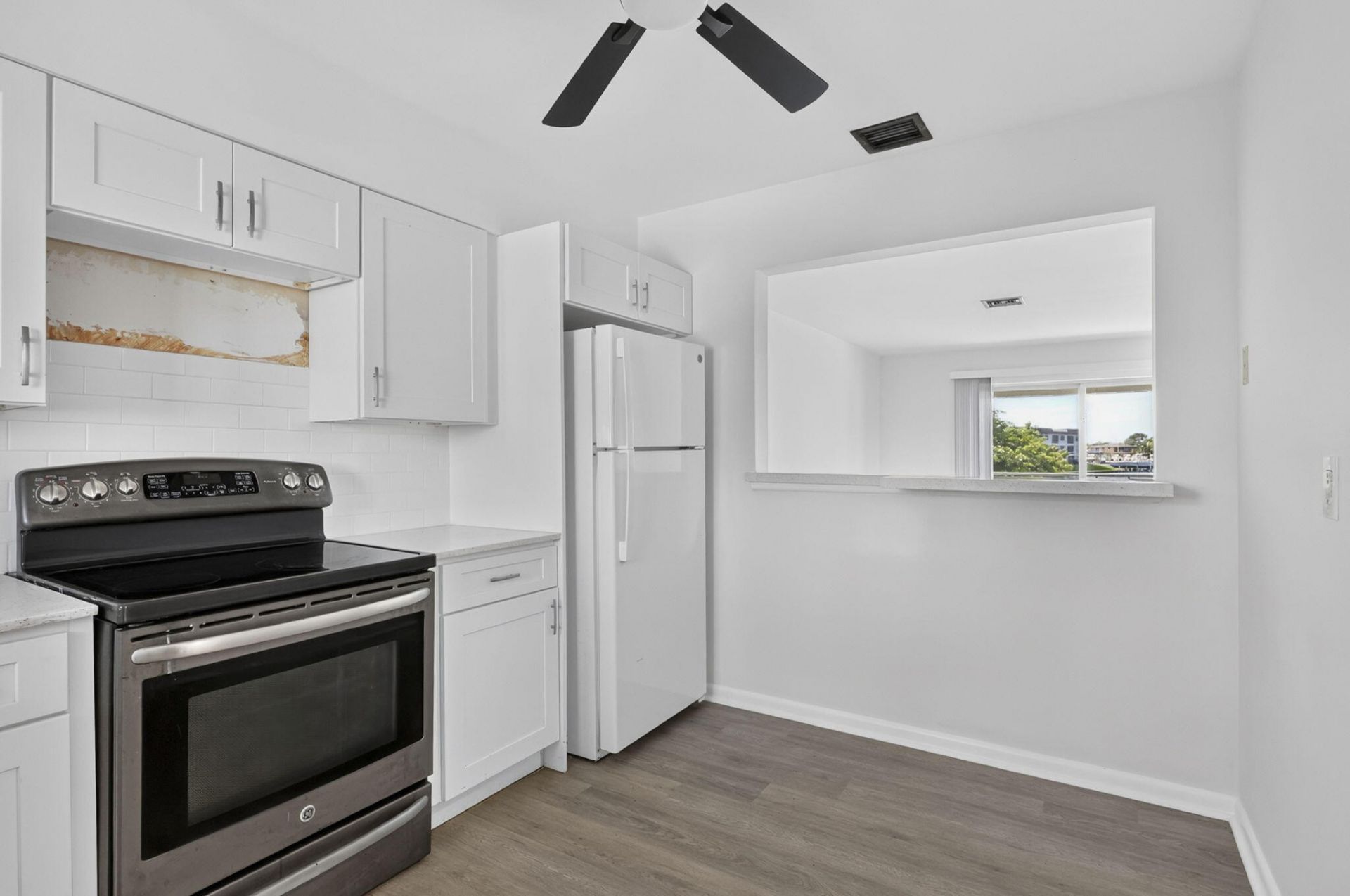 405 Southwind Drive, Unit 5, North Palm Beach, FL 33408 Photo