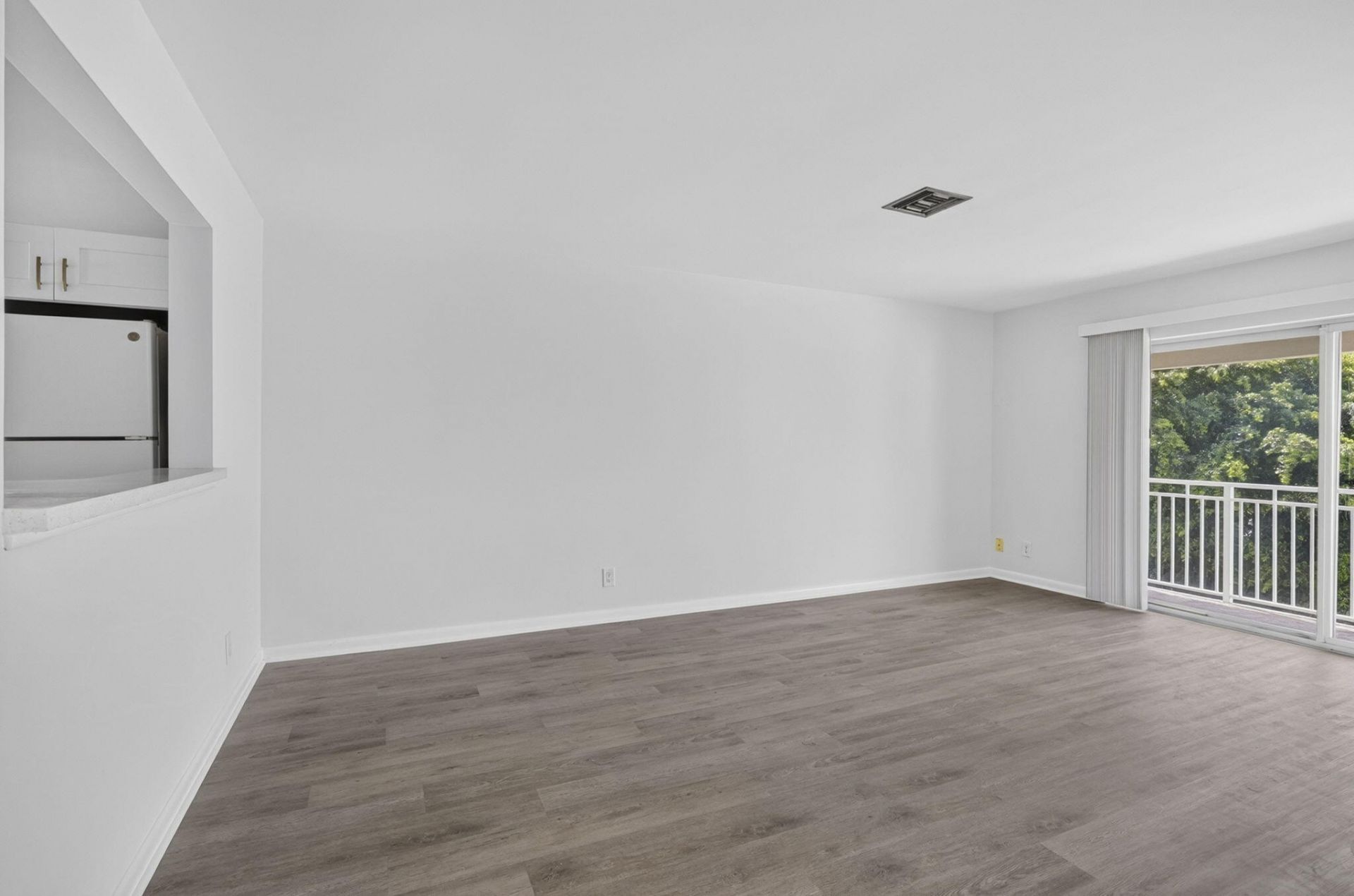 405 Southwind Drive, Unit 5, North Palm Beach, FL 33408 Photo