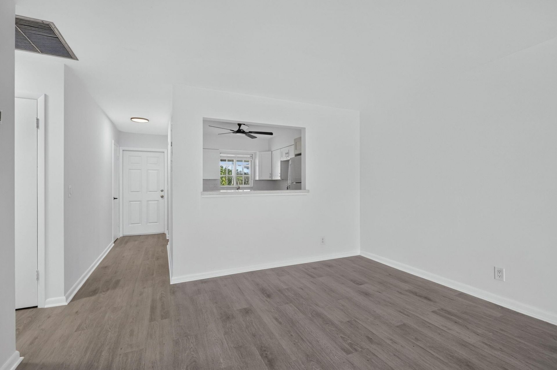 405 Southwind Drive, Unit 5, North Palm Beach, FL 33408 Photo