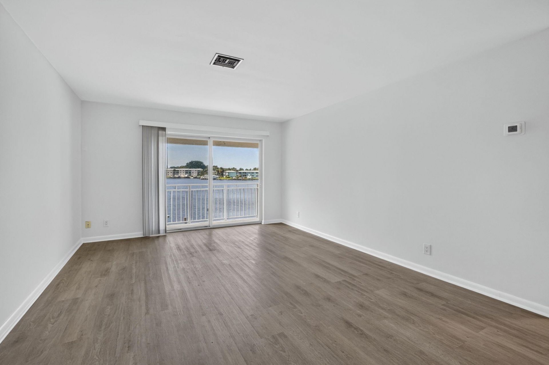 405 Southwind Drive, Unit 5, North Palm Beach, FL 33408 Photo