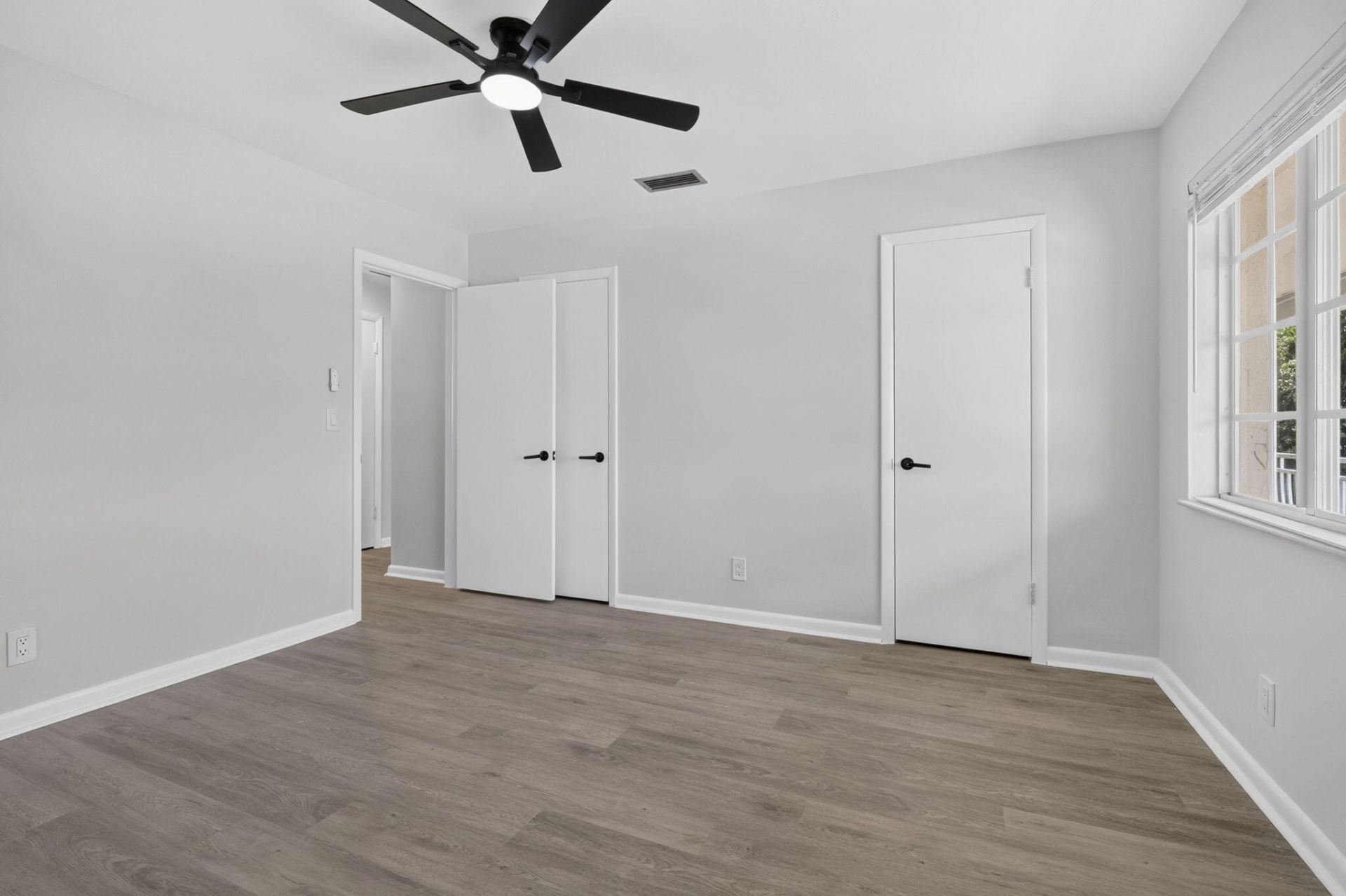 405 Southwind Drive, Unit 5, North Palm Beach, FL 33408 Photo
