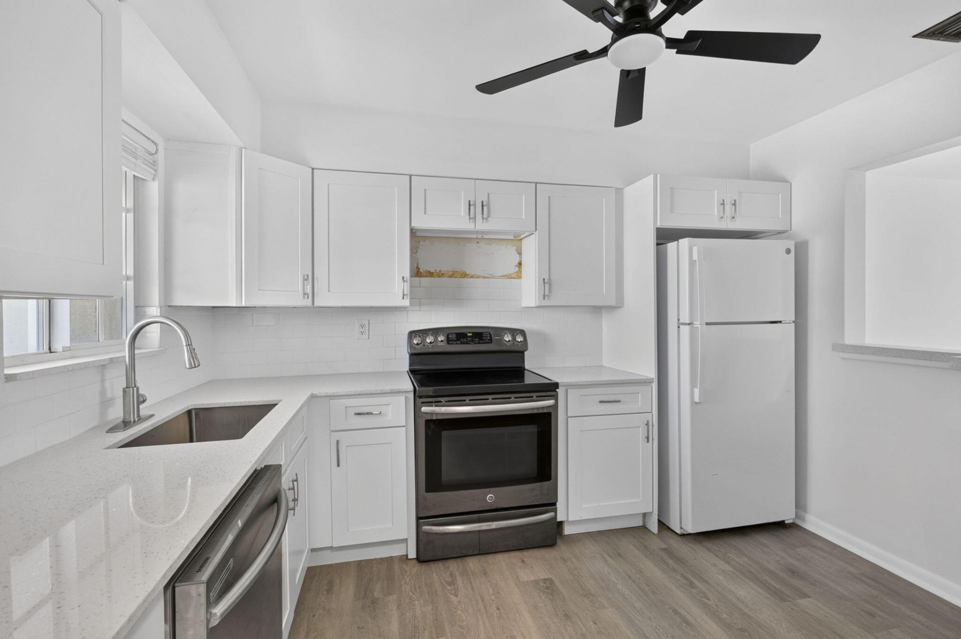 405 Southwind Drive, Unit 5, North Palm Beach, FL 33408 Photo