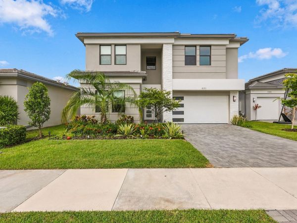 8351 Fishers Island Way, Boca Raton, FL 33434
