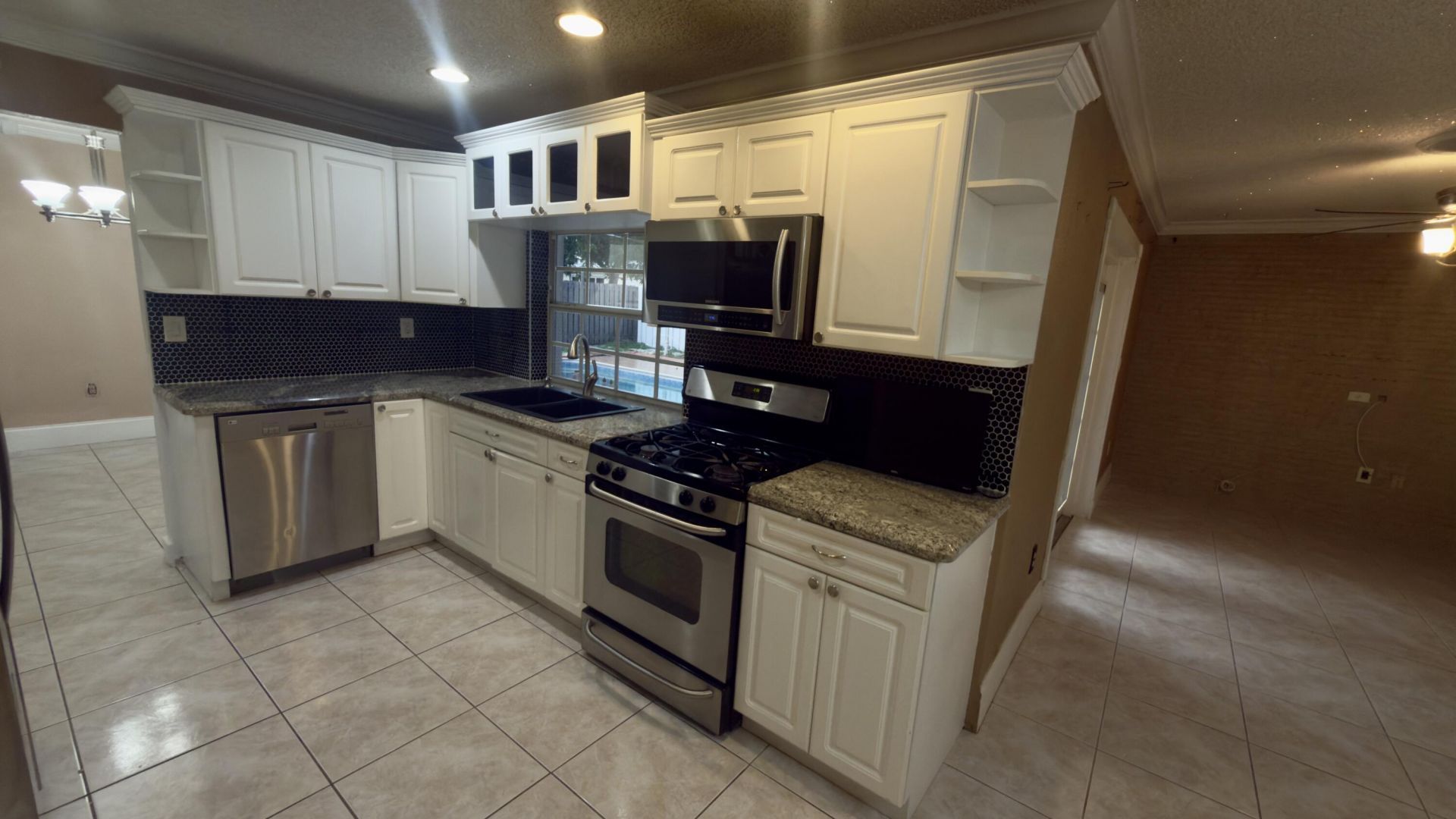 8391 NW 21st Court, Sunrise, FL 33322 Photo