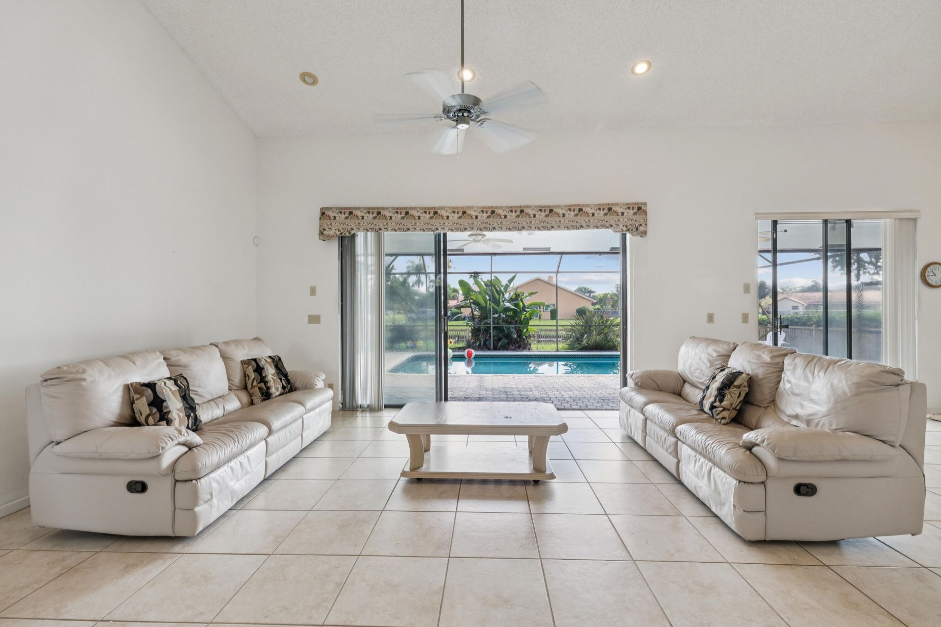 1240 NW 100th Way Nw, Plantation, FL 33322 Photo