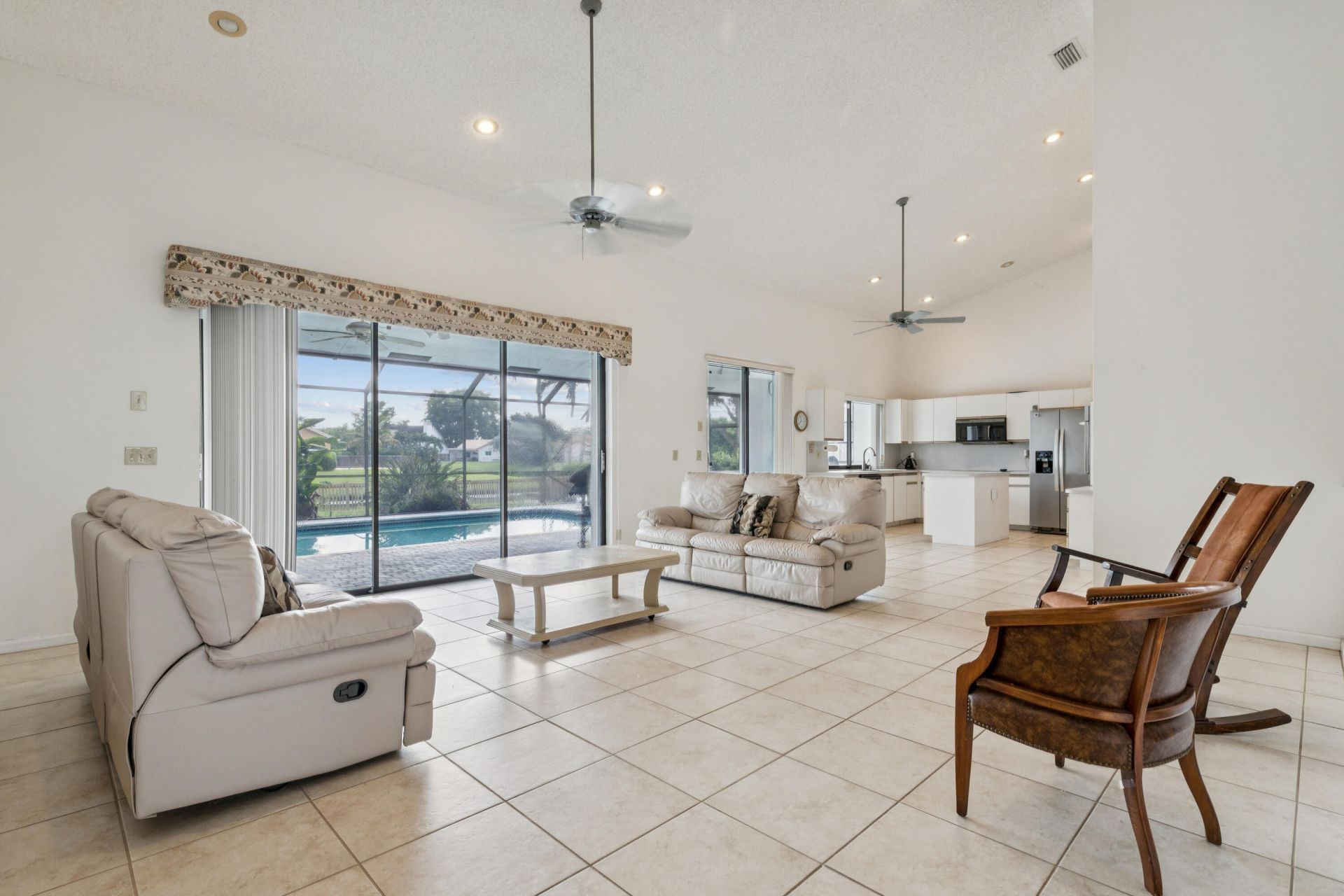 1240 NW 100th Way Nw, Plantation, FL 33322 Photo